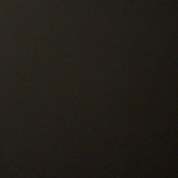 Meet your Posher, Laura - Picture 1 of 1